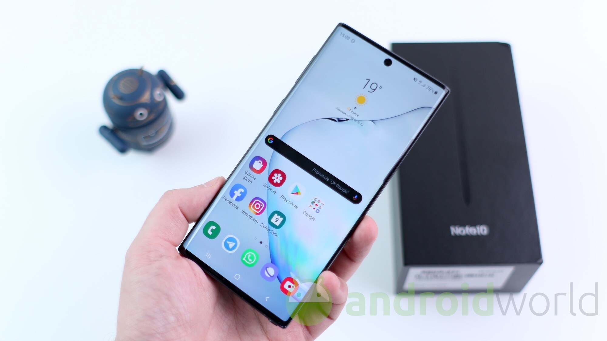 Galaxy Note 10+ in offerta lampo a 799€ sullo shop Samsung (video)