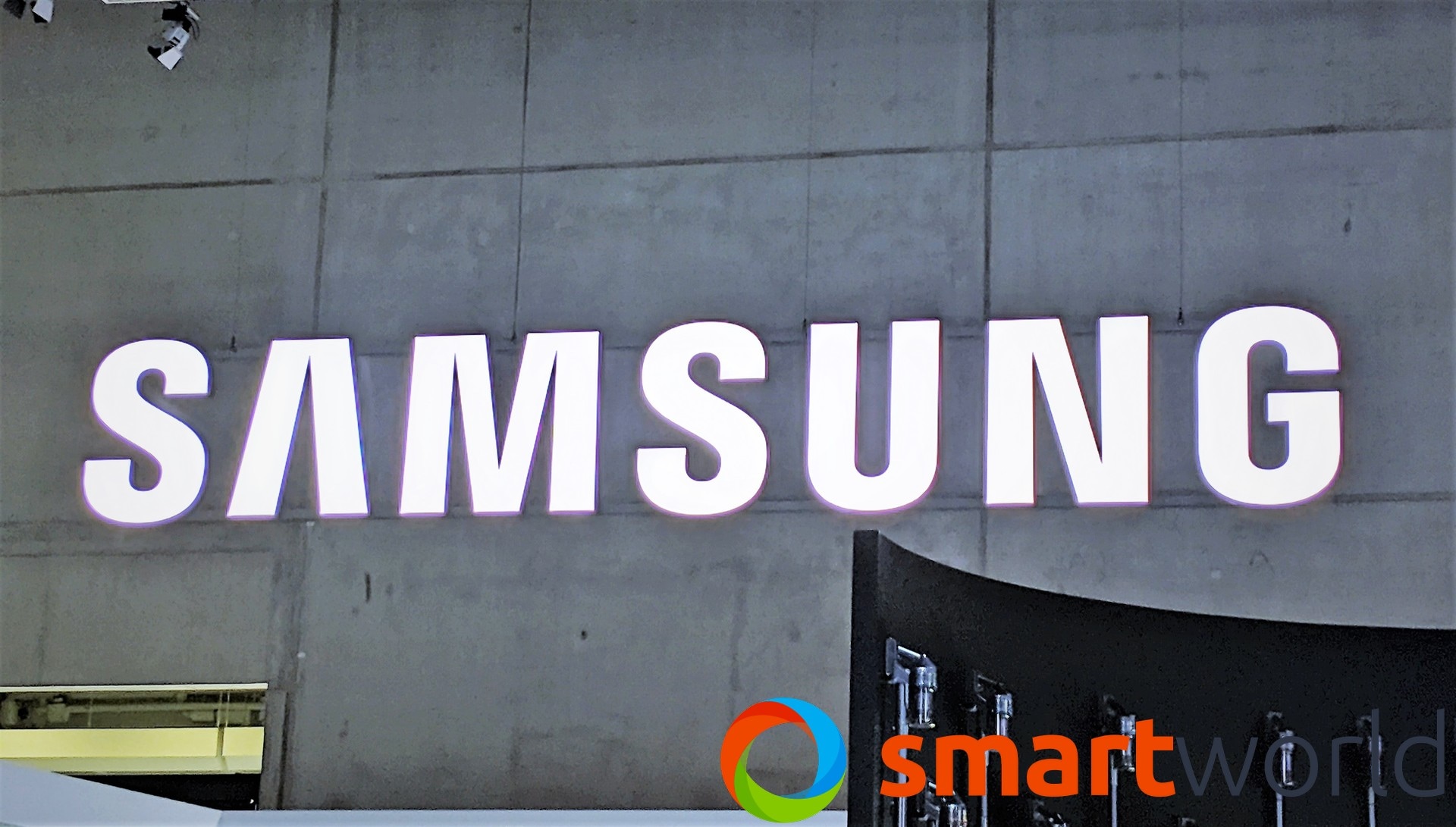 Le patch di sicurezza di ottobre da Samsung: ancora non sappiamo se risolvono la vulnerabilità più grave