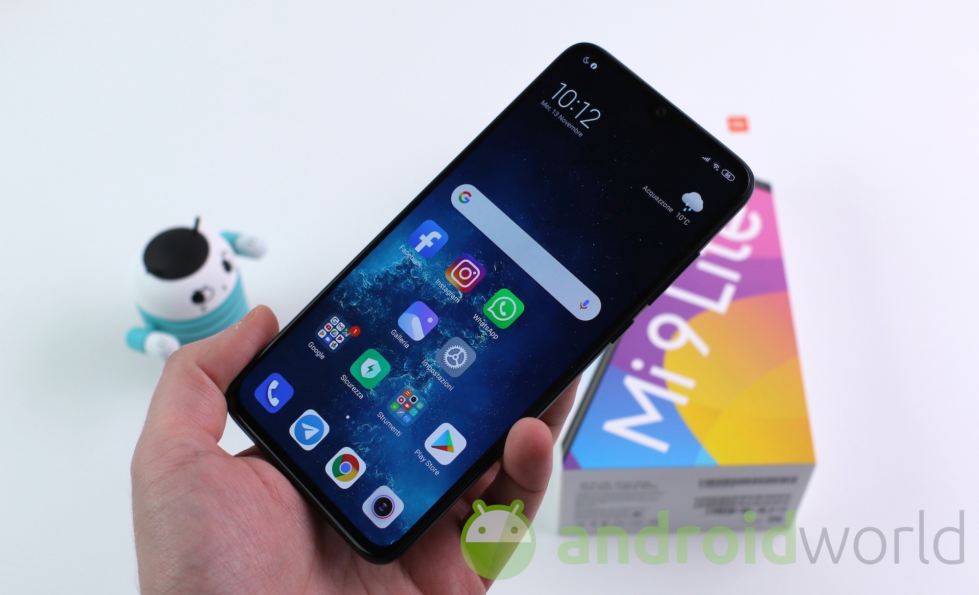 Xiaomi Mi 9 Lite riceve ufficialmente Android 10 e MIUI 11 (foto)