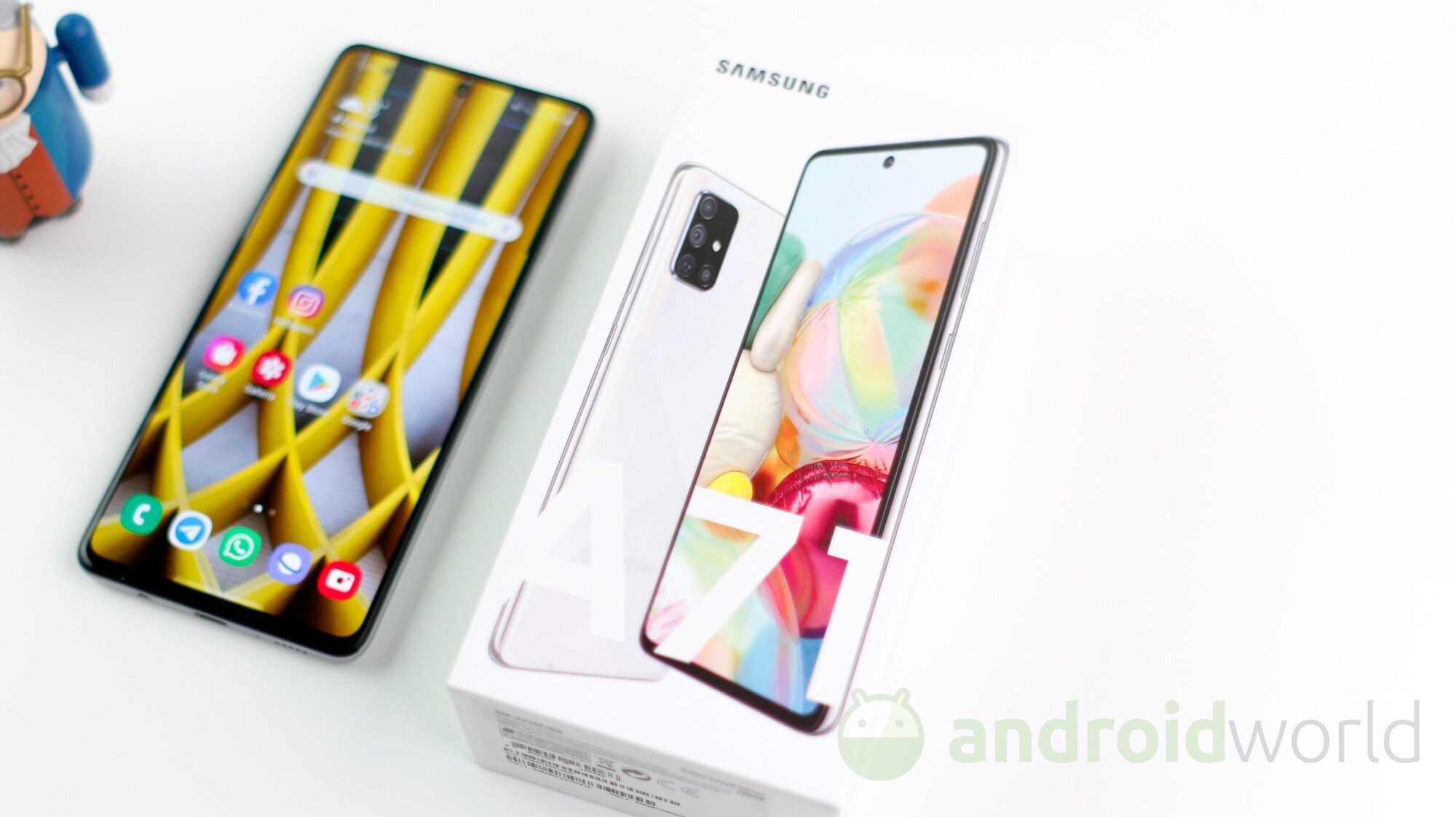 Samsung Galaxy A71 riceve l&#039;aggiornamento ad Android 13