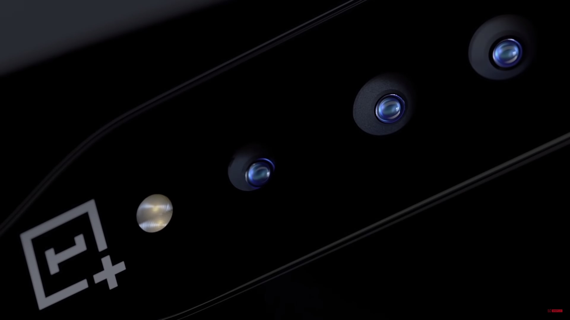 Fotocamere invisibili: ecco il segreto di OnePlus Concept One (video)
