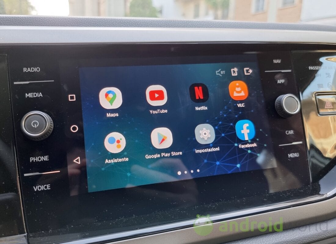 CarDongle Review: all the app (or the Play Store) on Android Auto (photo  and video)