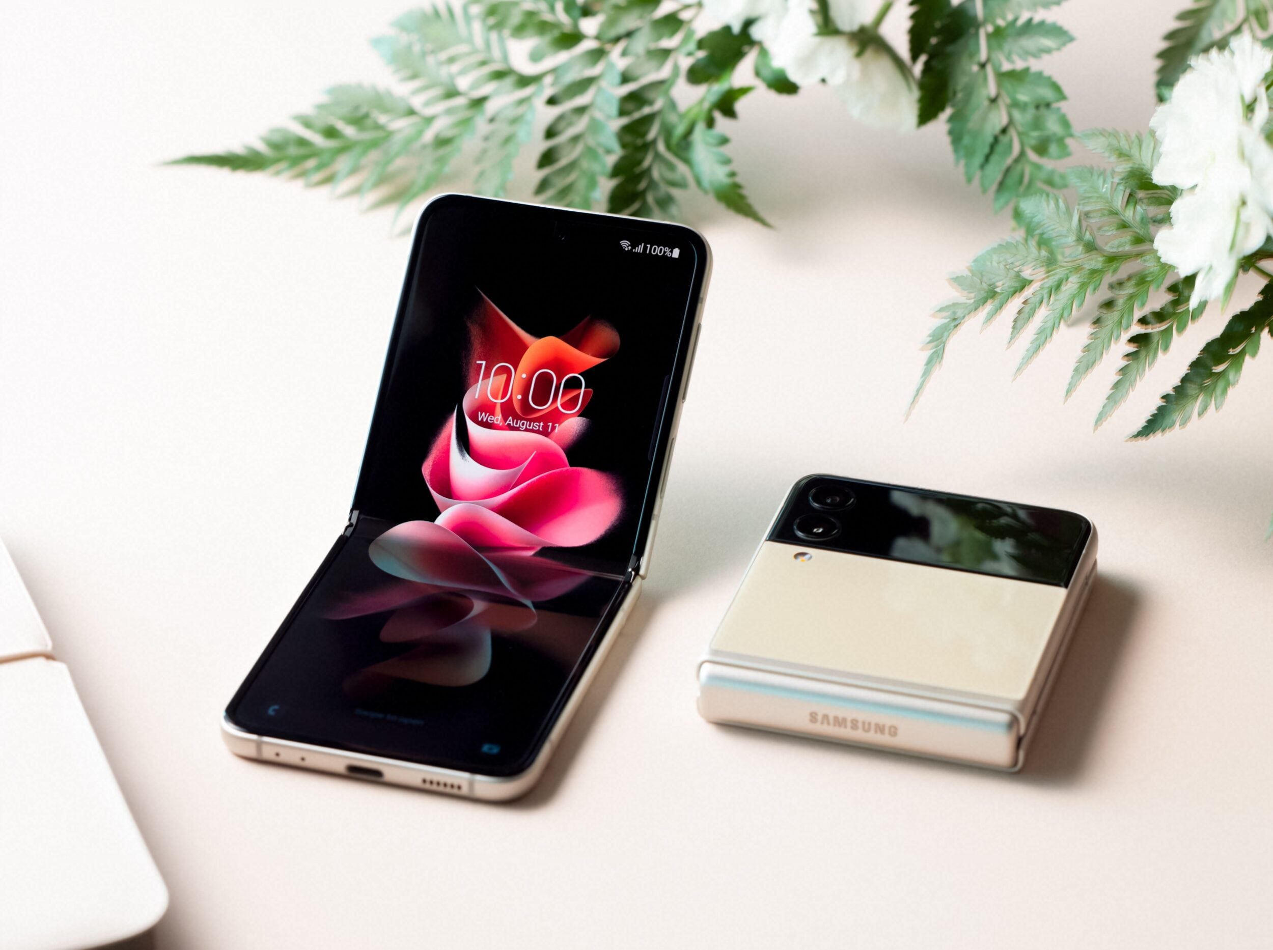 Offerta bomba per Galaxy Z Flip 3 a soli 449€ da MediaWorld: sconto di 300€!